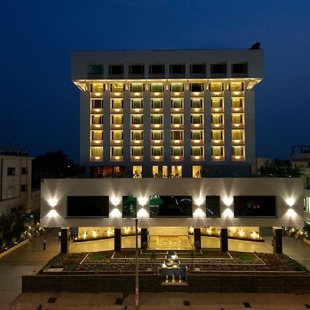 Vivanta Vijayawada, Mg Road Экстерьер фото