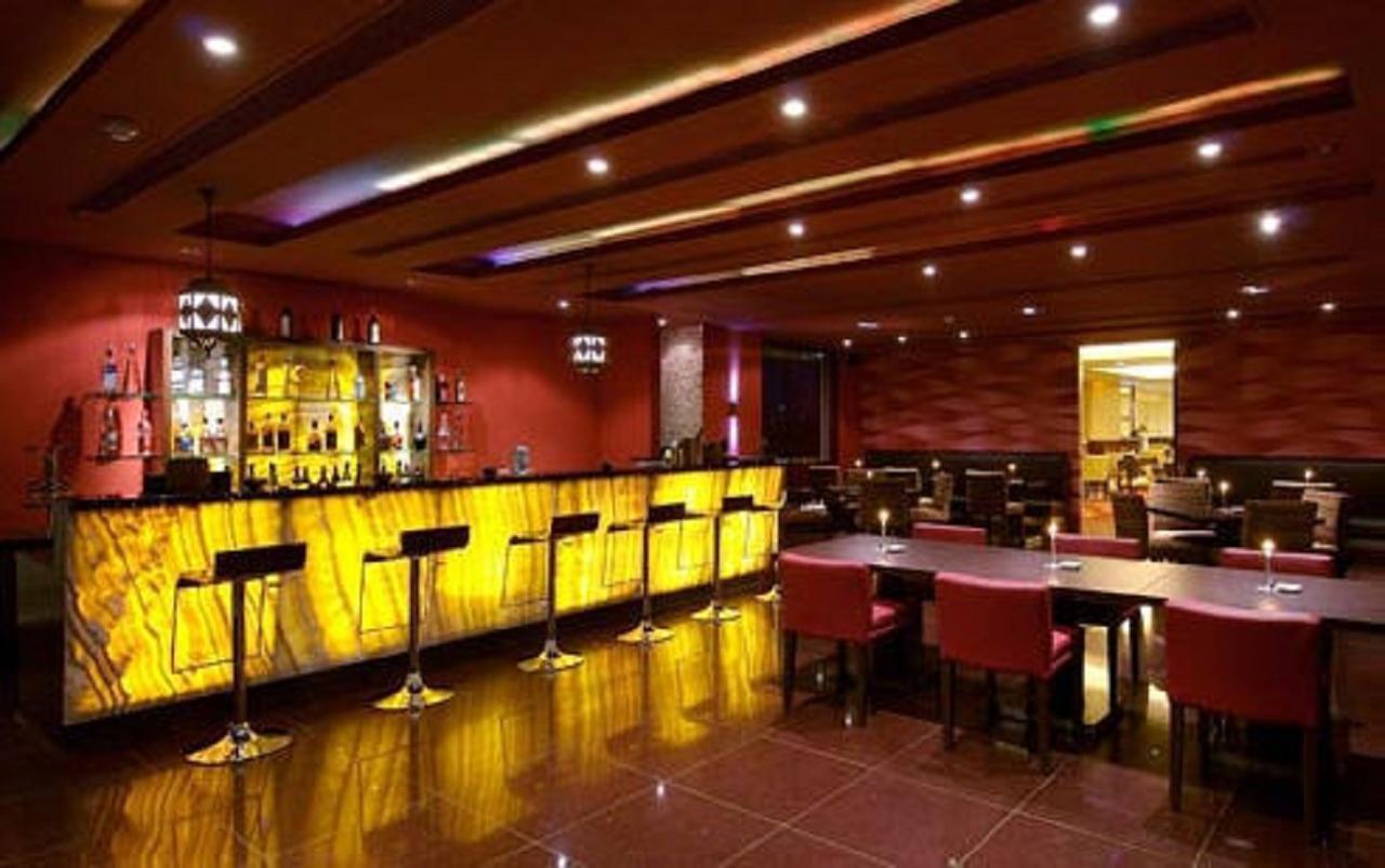 Vivanta Vijayawada, Mg Road Ресторан фото